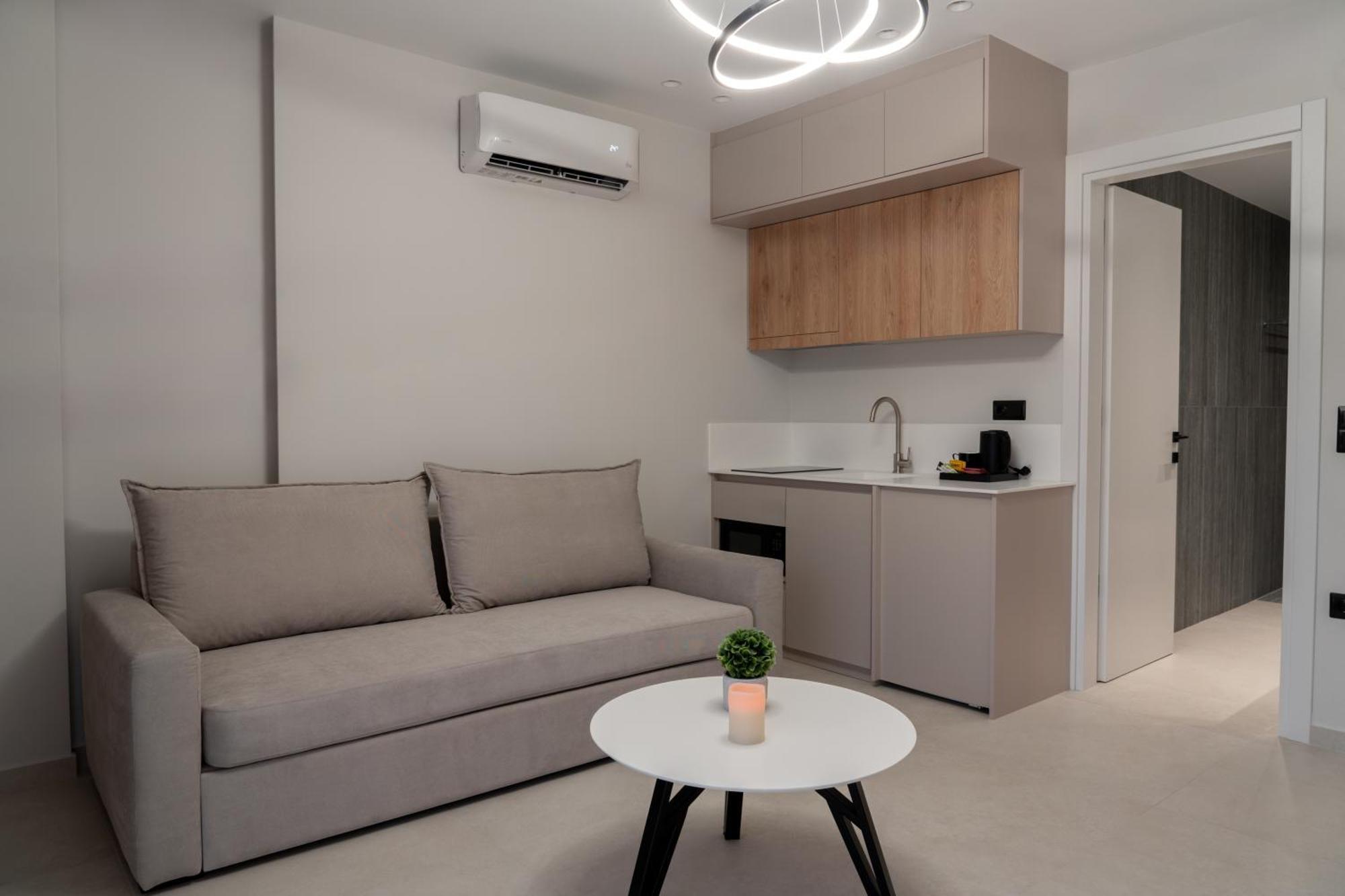 Sealuxe Living Aparthotel Nea Iraklitsa Exterior photo